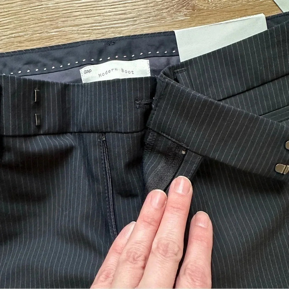 Gap Women's Stretch Modern Boot Black Pin Stripe Dress Pants Size 2 Long NWT - Picture 7 of 14